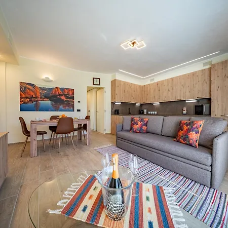Piazza Castello Lt Apartment Chiavenna